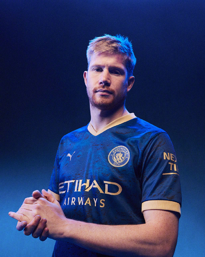 只要你主动我们就有故事＂