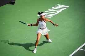 维蒂尼亚单赛季欧冠成功传球已915次，近21年中