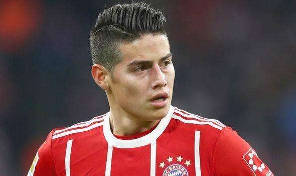 琼斯担任主 琼斯担任主